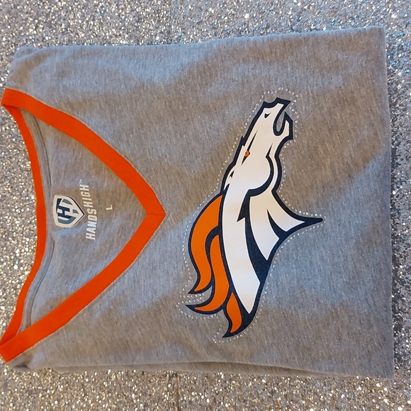 Hands High Denver Bronco Tee - Picture 12 of 13